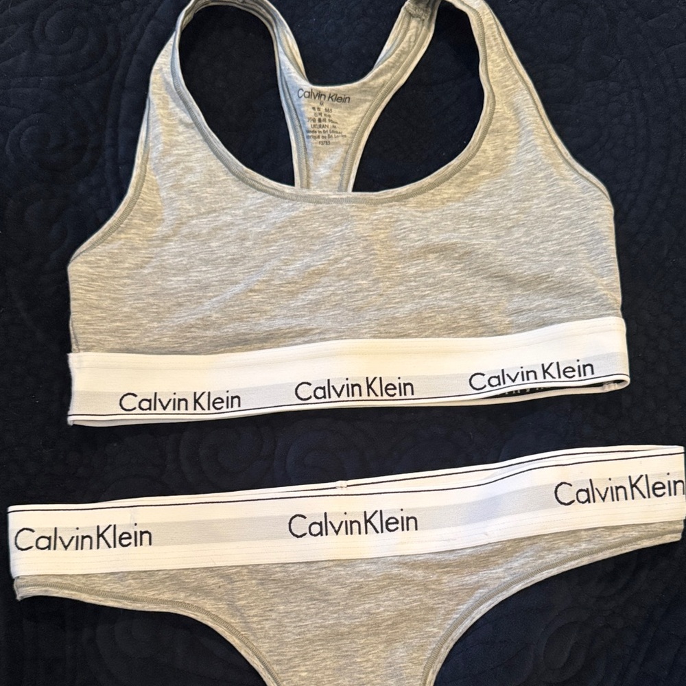 Calvin Klein Gray Sports Bra and Panty Set - Never Worn!